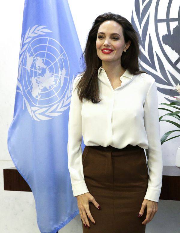 Angelina Jolie wygląda jak trup przy Shiloh? Waży mniej od 11-latki