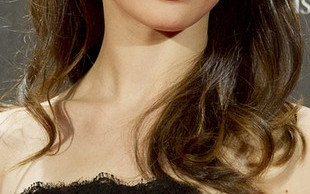 Piękna Olga Kurylenko na czerwonym dywanie (FOTO)