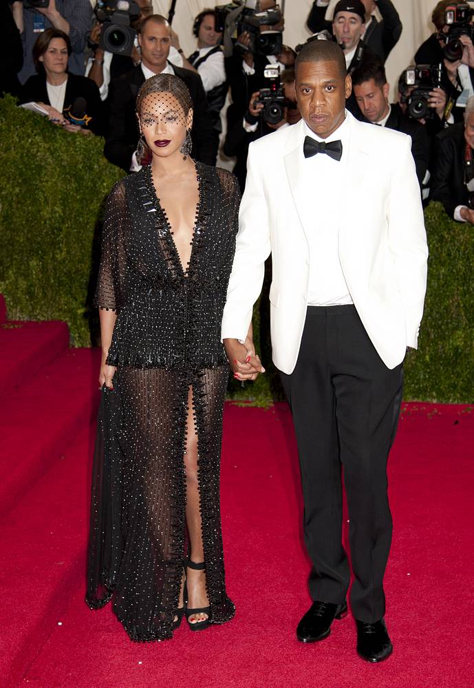 Straciły cnotę z kolegami z branży?