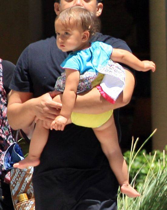 Adriana Lima z córeczkami