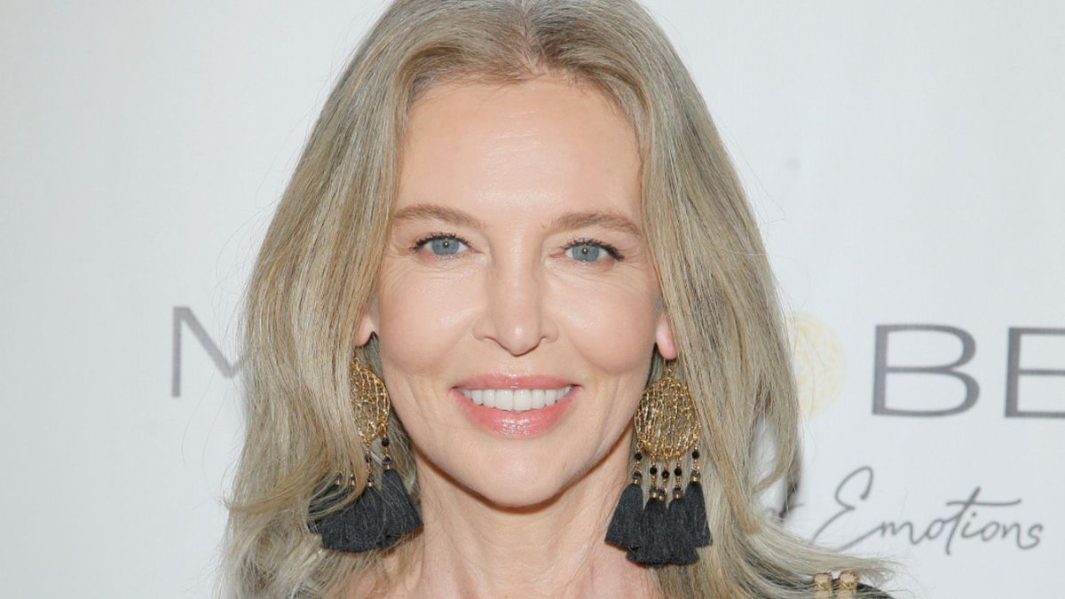 Bogna Sworowska w siwych włosach