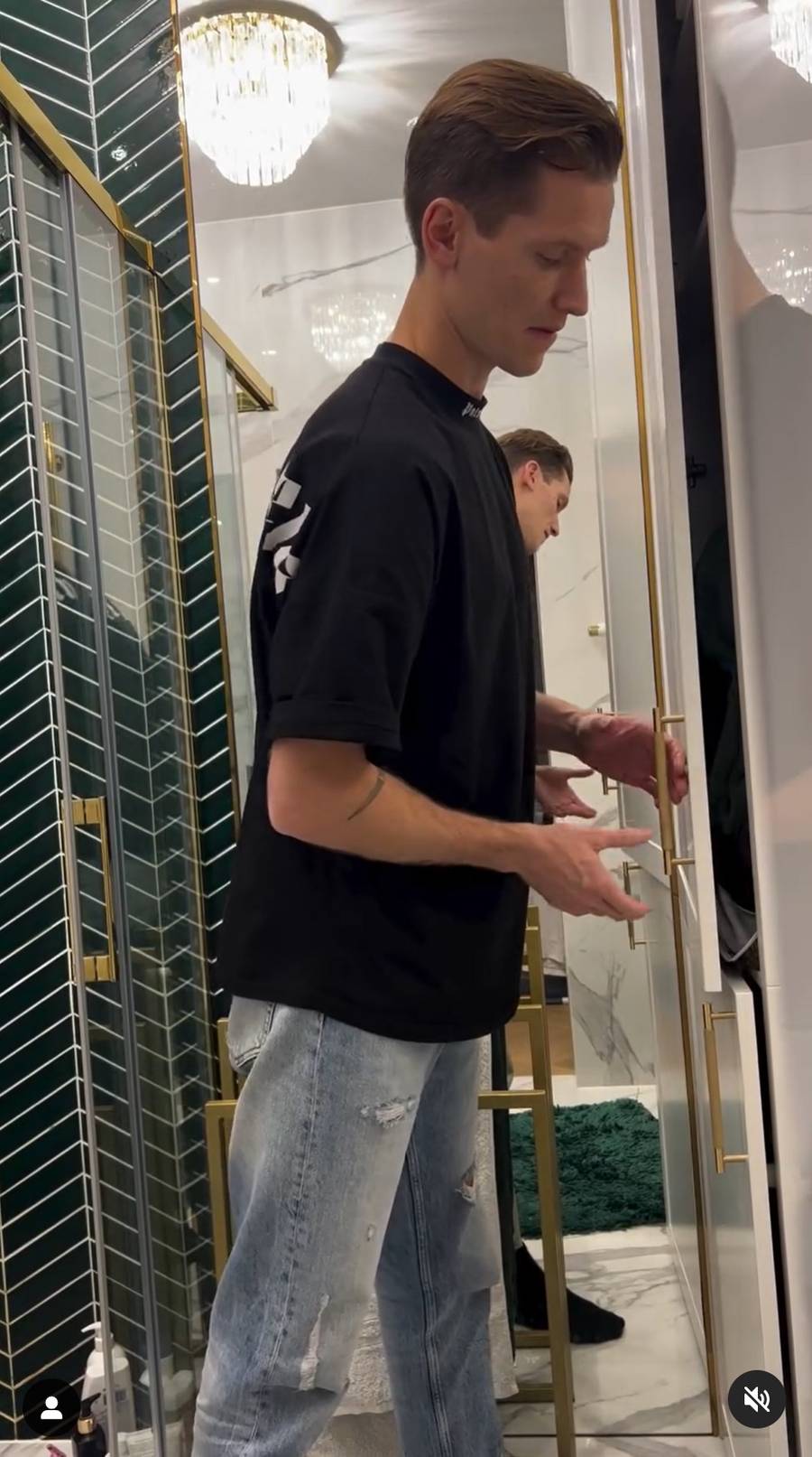 Hanna Żudziewicz i Jacek Jeschke mieszkają z Różą w dwupoziomowym apartamencie. Tak wyglądają ich luksusowe wnętrza (ZDJĘCIA)