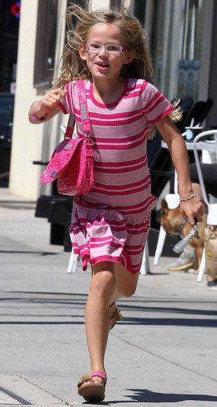 ffn-affleck-violet-goodwin-pablo-080513-51172849-R1