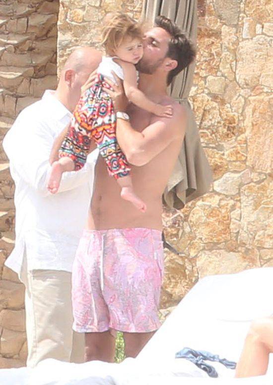 Kourtney Kardashian i Scott Disick na rodzinnym urlopie