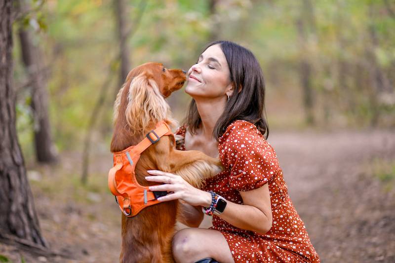 Paulina Drażba na chwilę przed porodem wypoczywa na spacerze z psami (FOTO)