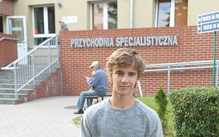 Maciej Musiał odwiedził chore dzieci w olsztyńskim szpitalu