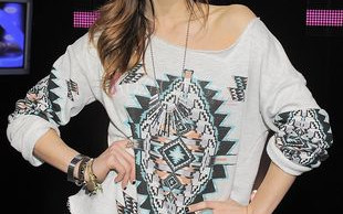 Seksowne nogi młodej polskiej wokalistki (FOTO)