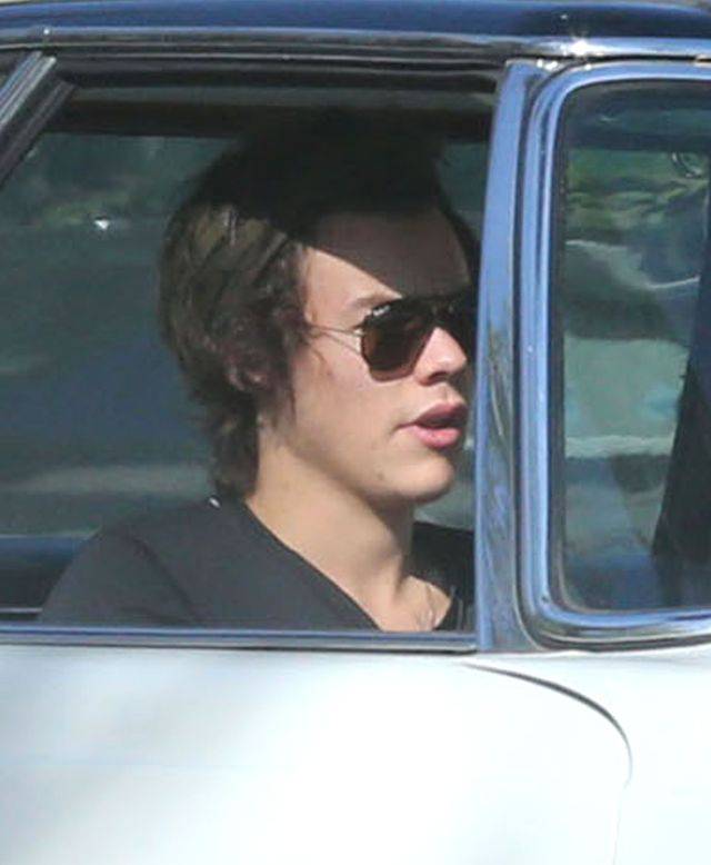 Harry Styles – na jego widok dziewczynom miękną kolana!