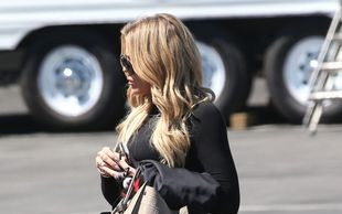 Khloe Kardashian ma problem ze spodniami (FOTO)