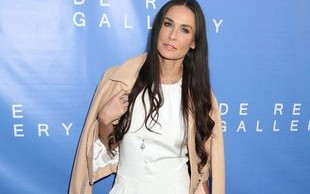 52-letnia Demi Moore w bikini wypada lepiej… (Insta)