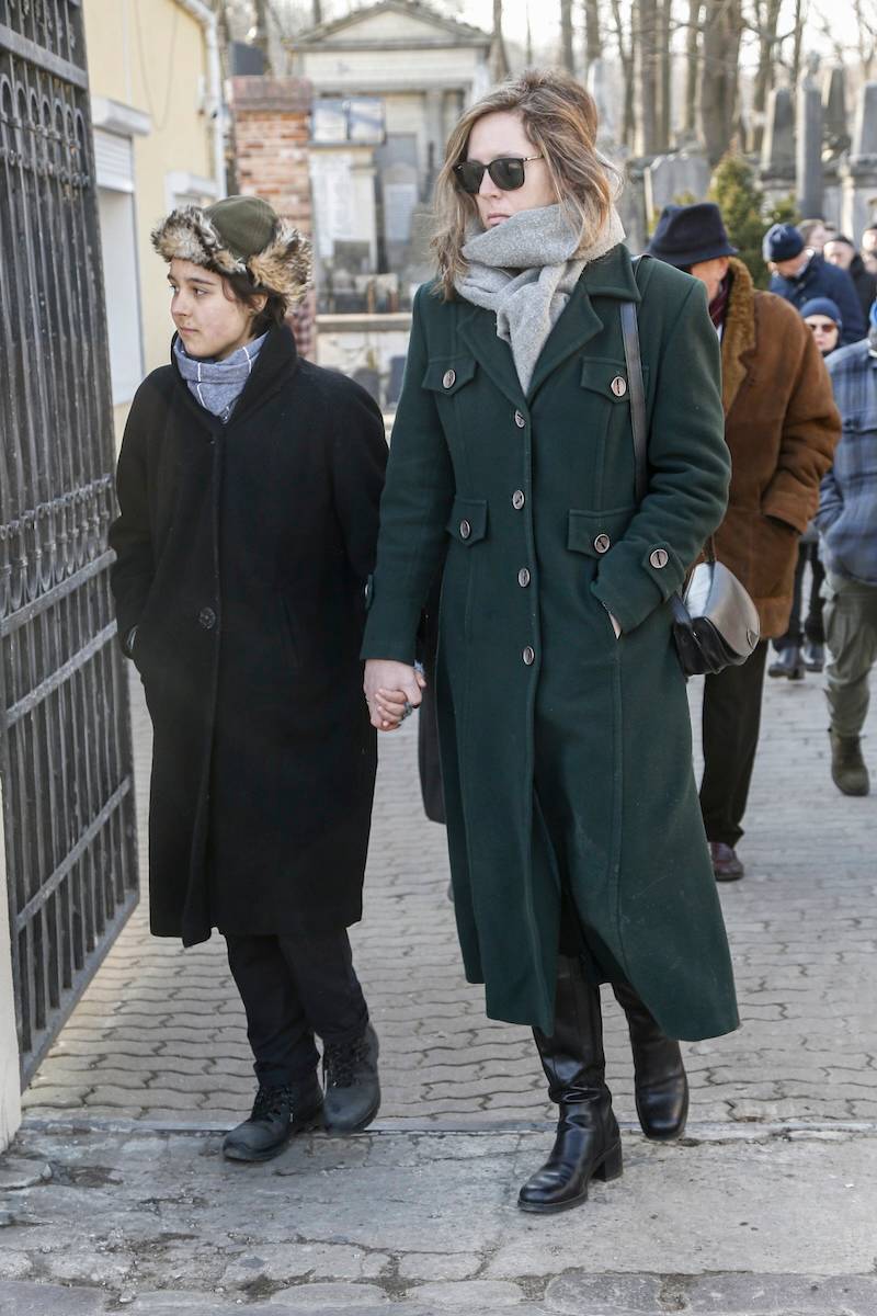 Pogrzeb Mariana Turskiego. Monika Olejnik z partnerem, Rafał Trzaskowski, dawno niewidziana Gołda Tencer…