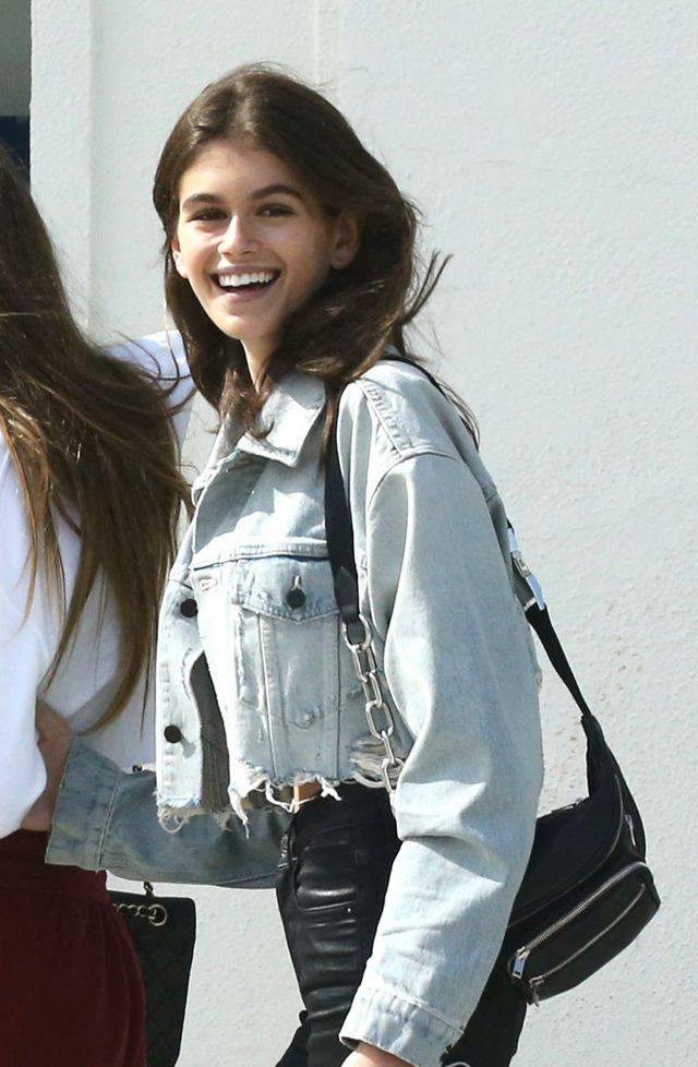 Kaia Gerber nie ma pupy ani bioder!