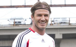 David Beckham robi miny na treningu (FOTO)