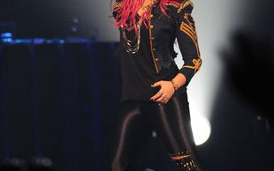 Demi Lovato coraz okrąglejsza? (FOTO)