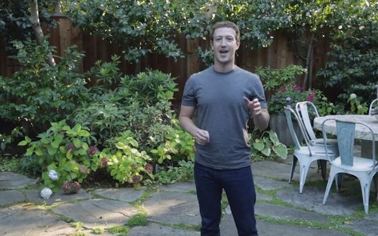 Mark Zuckerberg robi SPLASH lodowatą wodą [VIDEO]