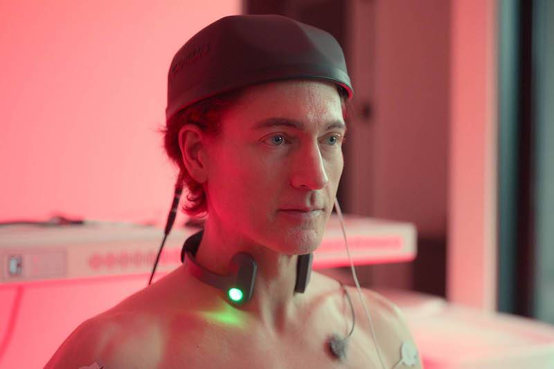 Dieta Bryana Johnsona to nowa obsesja Hollywood. Kim jest miliarder, który zatrzymał starzenie?