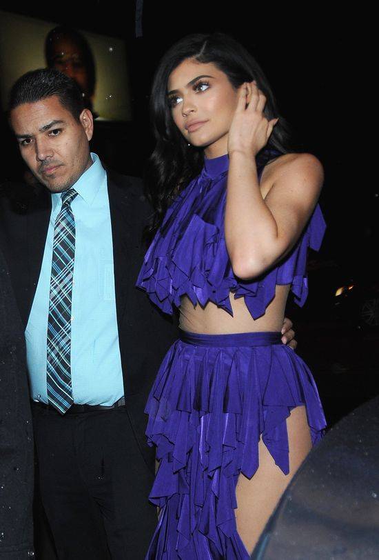 Kylie Jenner wbiła NÓŻ W PLECY Belli Hadid!