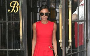 Victoria Beckham rozgrzana do czerwoności (FOTO)