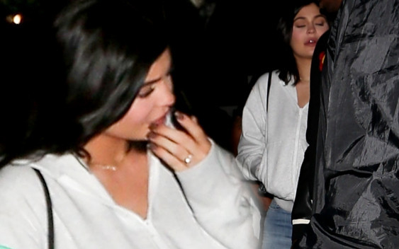 Kylie Jenner straciła seksapil po urodzeniu dziecka (ZDJĘCIA)