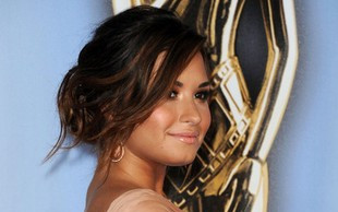 Demi Lovato jest gruba? O nie! (FOTO)