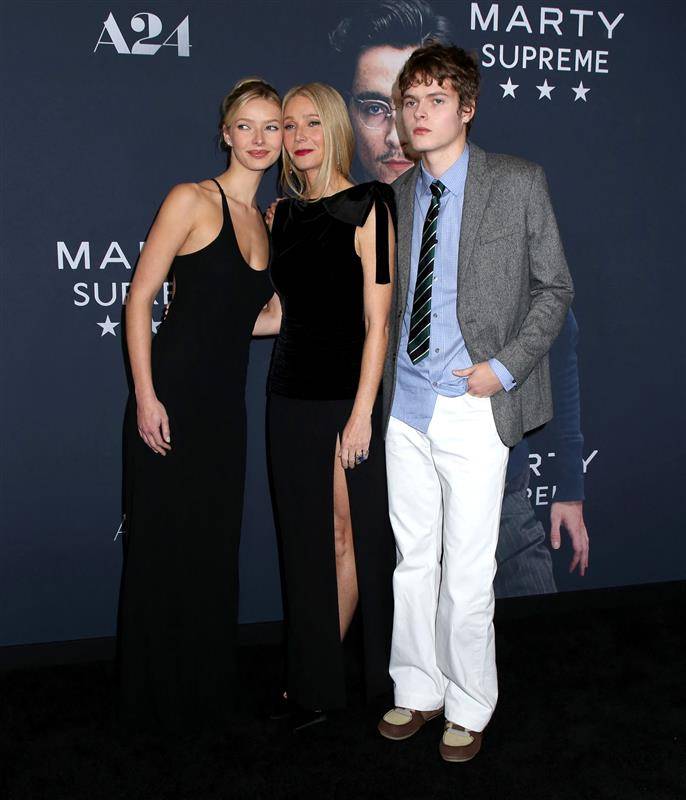 Gwyneth Paltrow z dziećmi fot. Forum