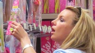 Co Britney porabiała w sobotę? (FOTO)