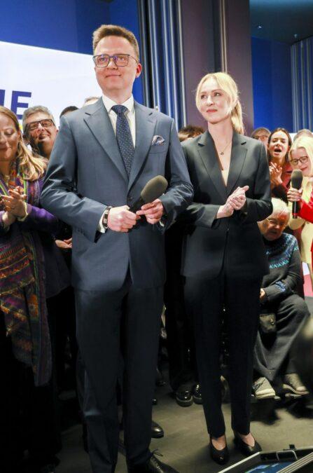 Szymon Hołownia z żoną/AKPA