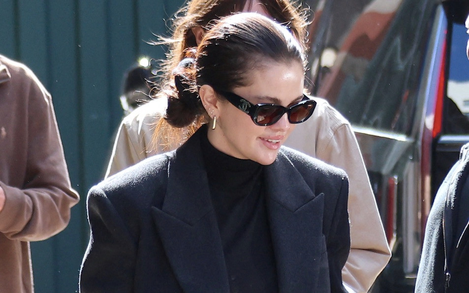 Sezon na spodnie: 2 sposoby Seleny Gomez na modny look jesienią