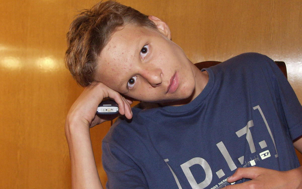 Słodziak z „Idola” cały osiwiał. Nie poznacie Pawła Nowaka po 24 latach