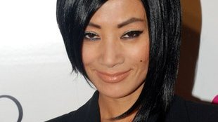 Asymetryczna fryzura Bai Ling (FOTO)