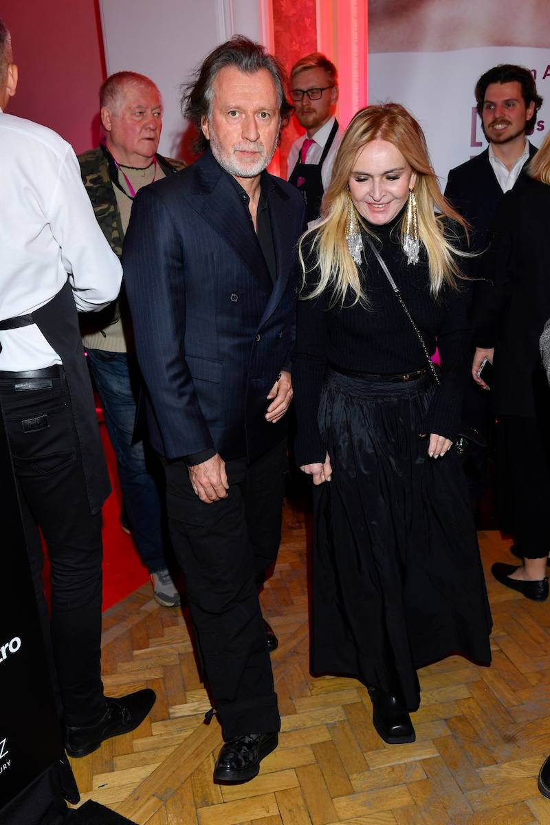 Gwiazdy brylują w teatrze 6. piętro. Rafał Trzaskowski z żoną, Małgorzata Socha z mężem…