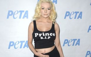 Courtney Stodden pokazała ciążowy brzuszek