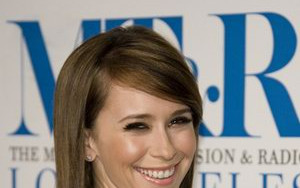 Piersi jak dodatek do sukienki