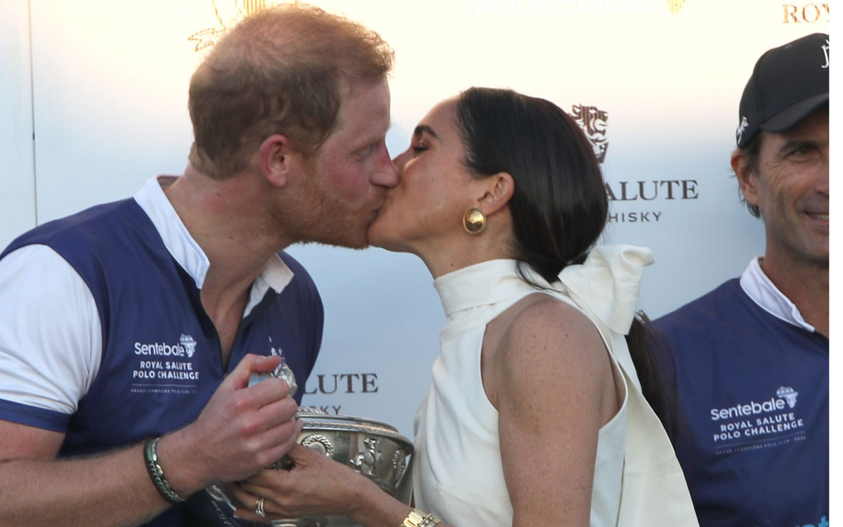 Książę Harry i Meghan całują się na charytatywnym meczu polo [ZDJĘCIA]