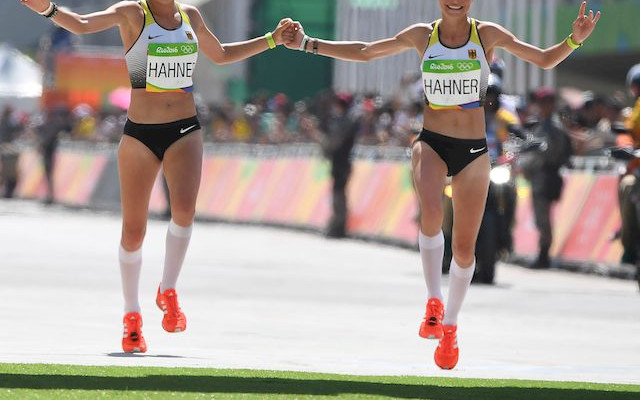 Rio 2016: Bliźniaczki, które pokonały wspólnie metę ofiarą wielkiego hejtu!