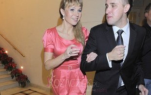 Anna Guzik nie pokonała słabości do satyny (FOTO)