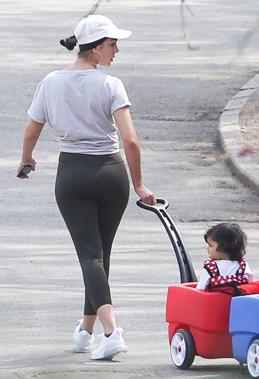 Georgina Rodriguez w parku z dziećmi