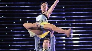 Gwiazdy tańczą na lodzie (FOTO)