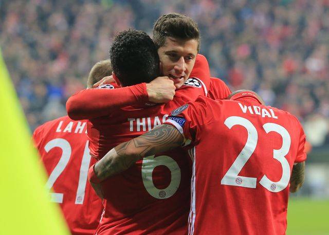 Bayern Monachium gratuluje NARODZIN DZIECKA swemu zawodnikowi