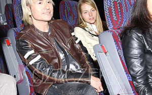 Rubik bawi się na Bali