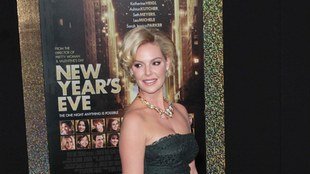 Katherine Heigl uwielbia się całować na czerwonym dywanie