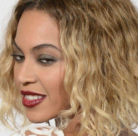 Zoom na twarz Beyonce