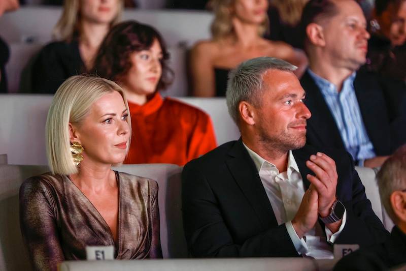 Dziennikarka TVN24 błyszczy z mężem na gali Telekamery 2025. Niedawno wzięli ślub!