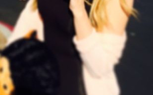 Khloe Kardashian zajada stres? (FOTO)