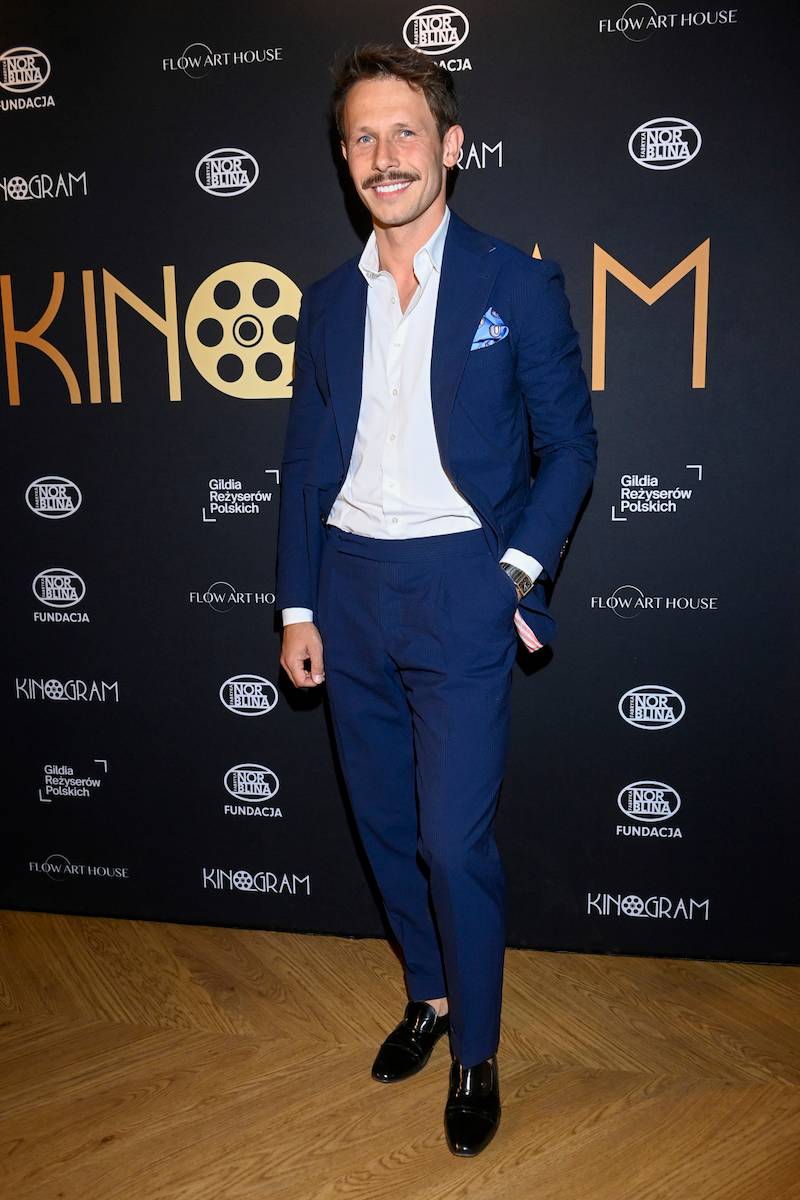 Premiera filmu “Pani Basia”. Barbara Kurdej-Szatan w kaloszach, za to Anna Markowska w dystyngowanej sukni