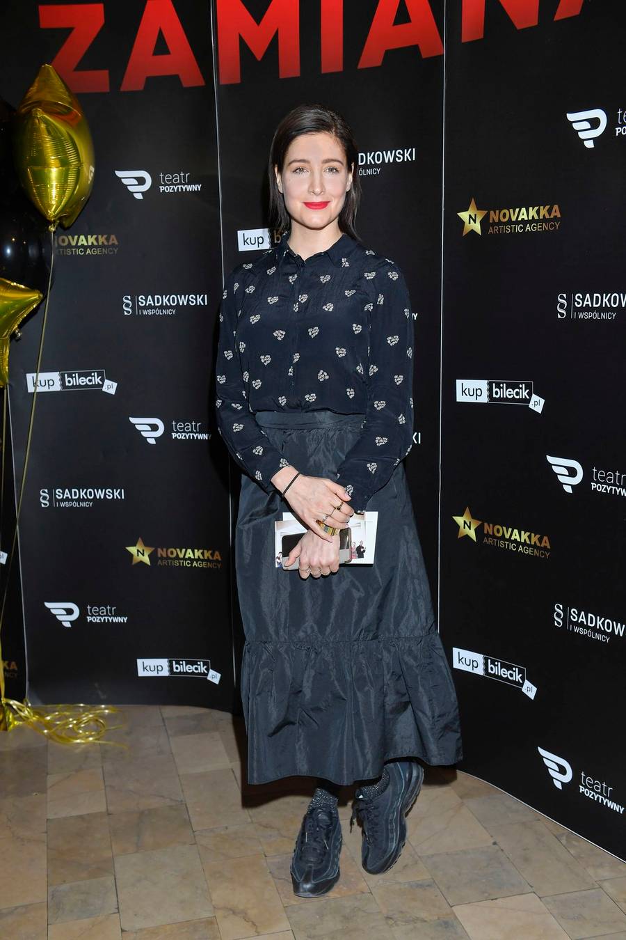 To NIE JEST Doda :) Która gwiazda błysnęła ciałem na premierze? (ZDJĘCIA)