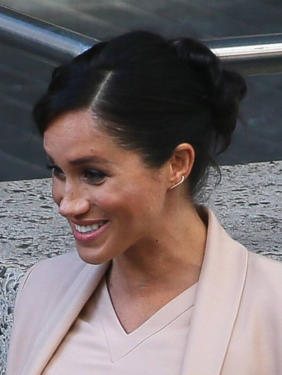 Meghan rodzi za dwa miesiące – brzuszek coraz większy