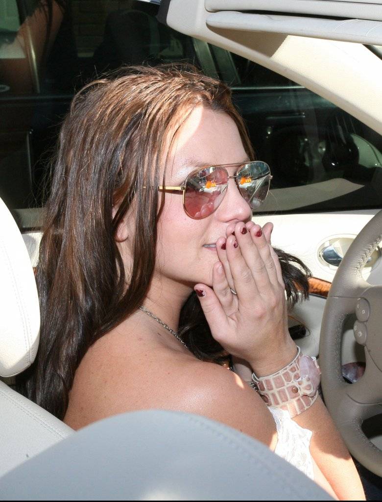 15 OBRZYDLIWYCH rzeczy, które ludzie robią po kryjomu