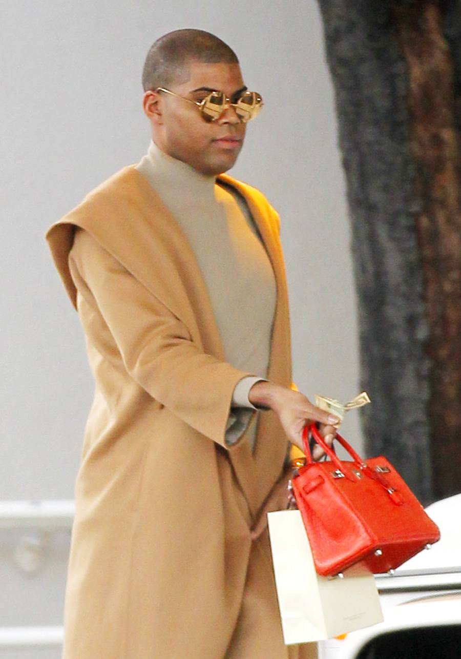 Już jako chłopiec ten syn gwiazdora nosił sukienki i tańczył w przebraniu