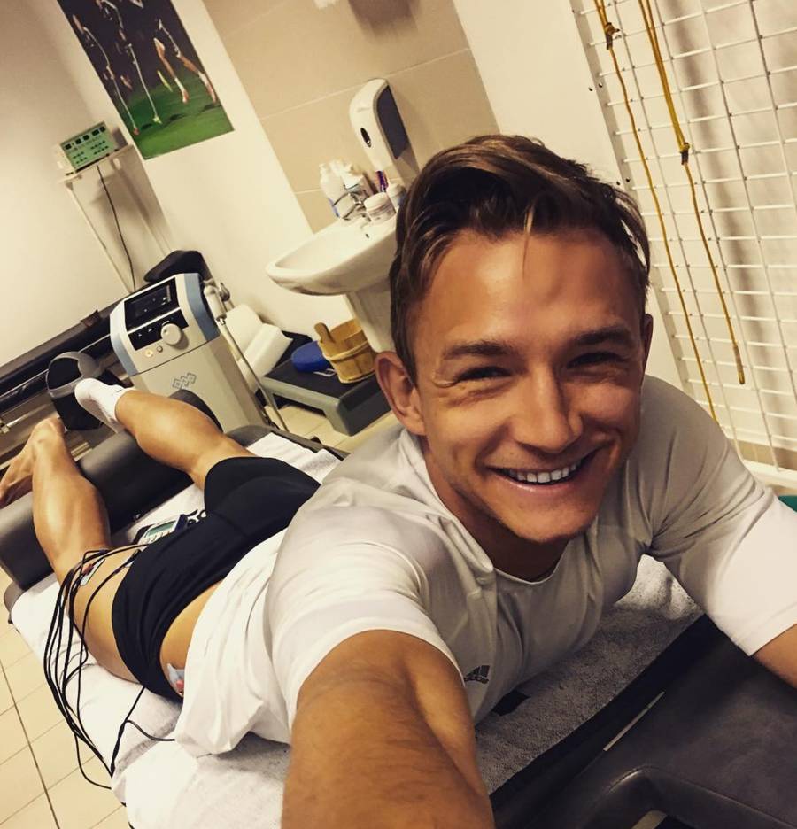 Jakub Rzeźniczak ma na koncie wiele kontrowersji. A co skrywają początki jego Instagrama? (ZDJĘCIA)